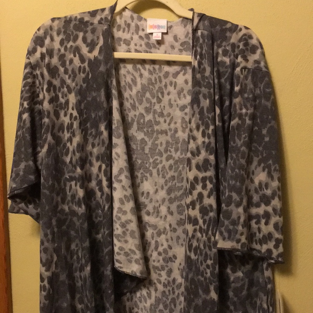 Lularoe Shirley cardigan